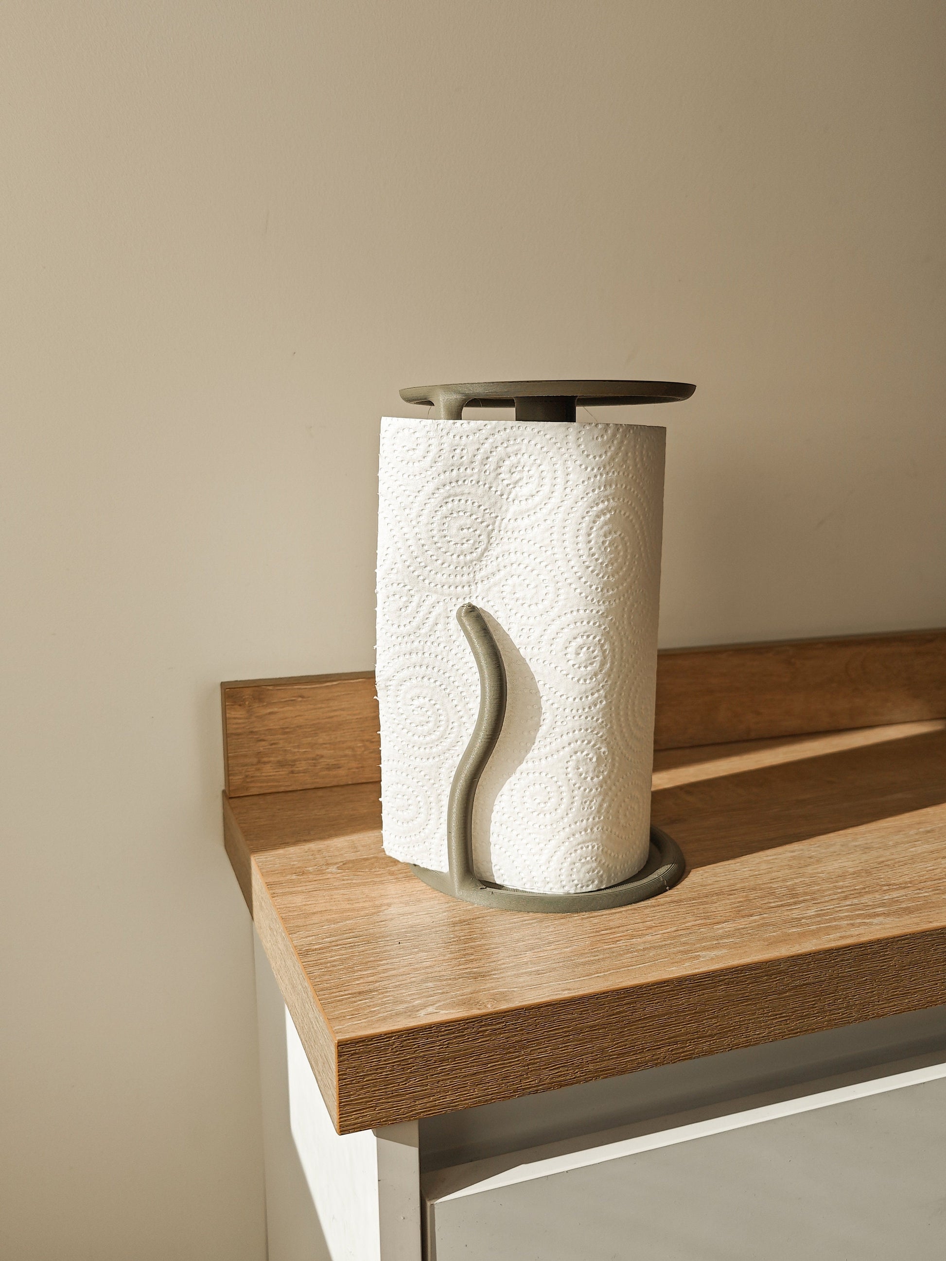 Root-Roll - Paper Towel Holder