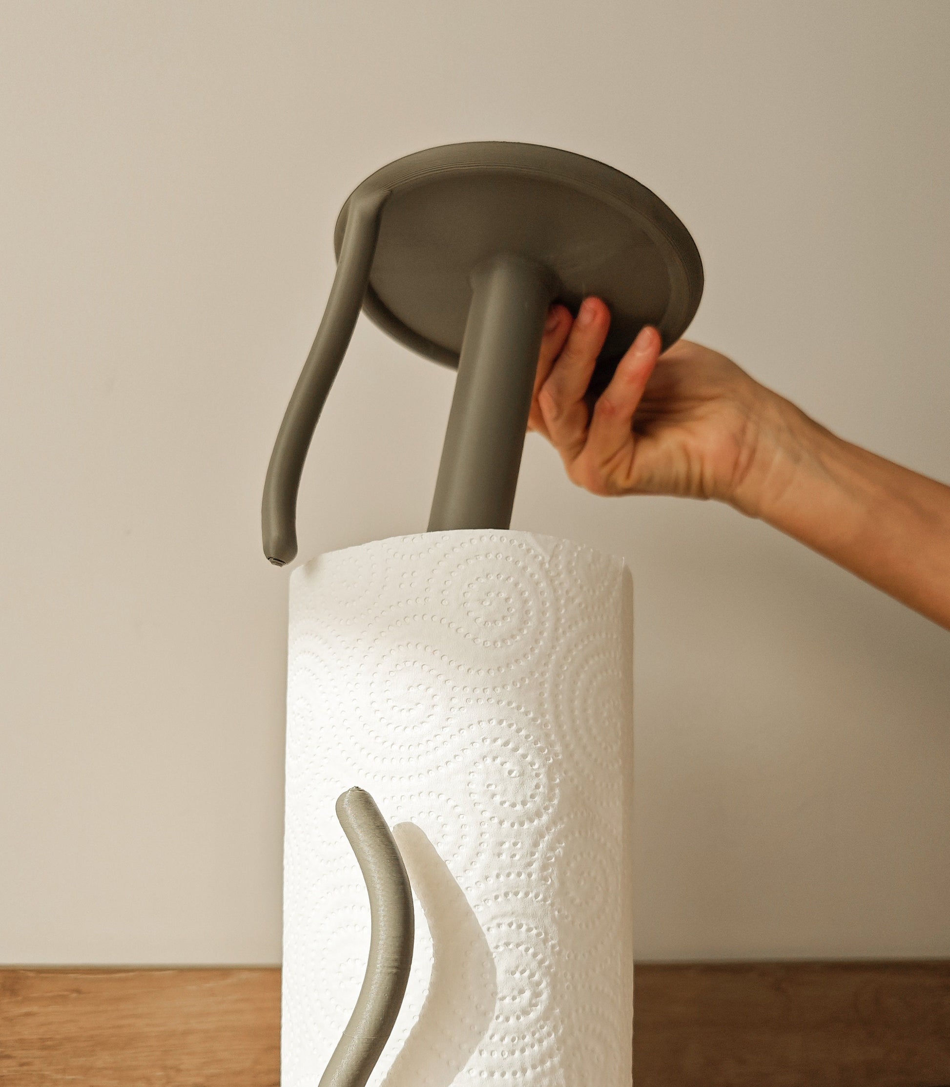 Root-Roll - Paper Towel Holder